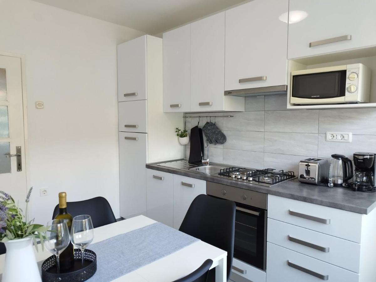 Antemma Apartment Pula Dış mekan fotoğraf