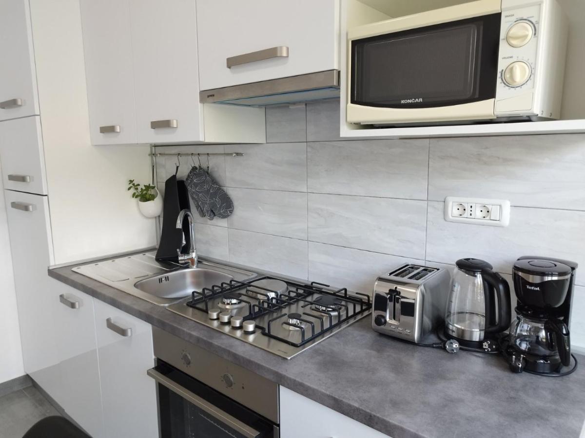 Antemma Apartment Pula Dış mekan fotoğraf