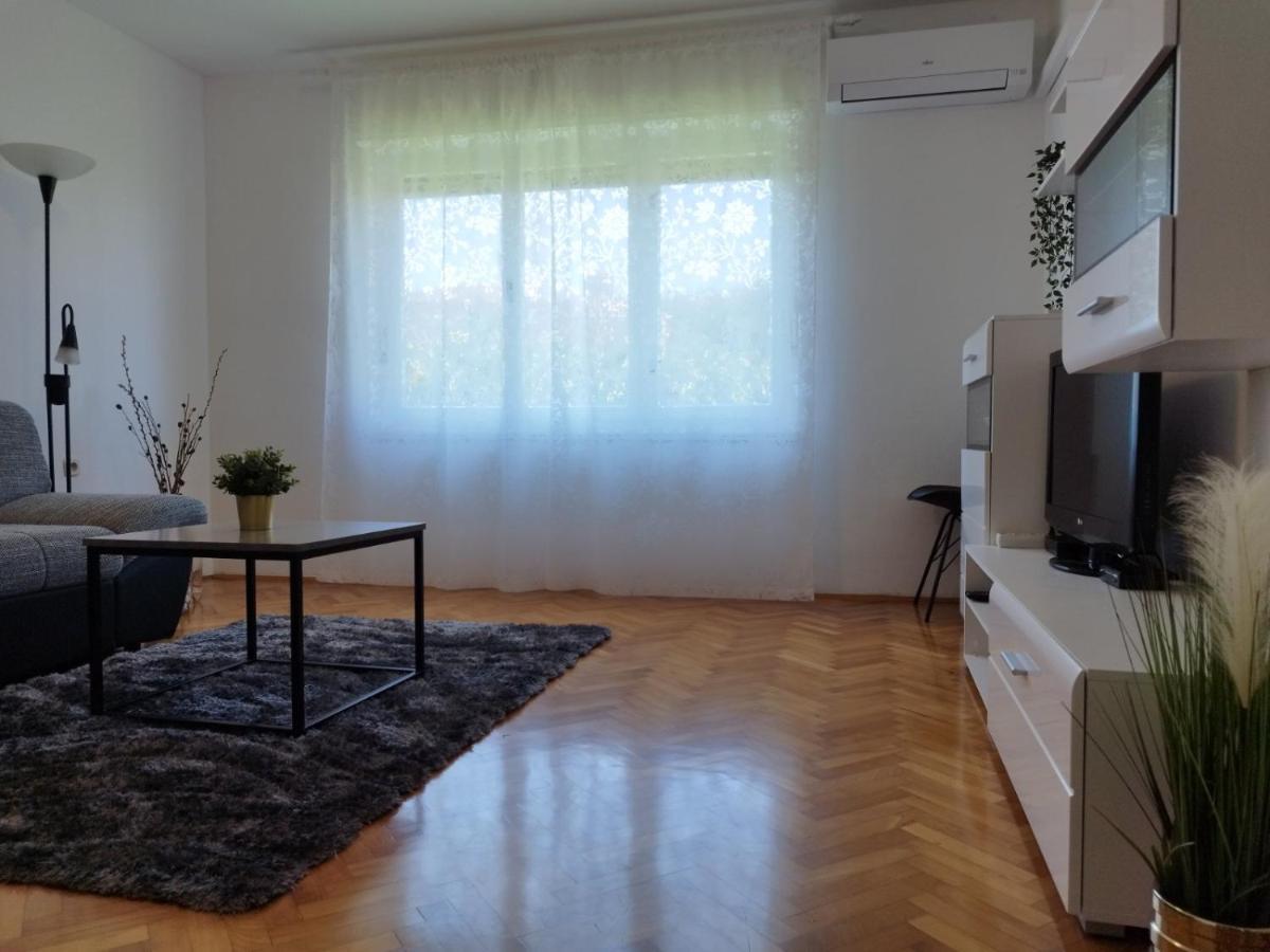 Antemma Apartment Pula Dış mekan fotoğraf